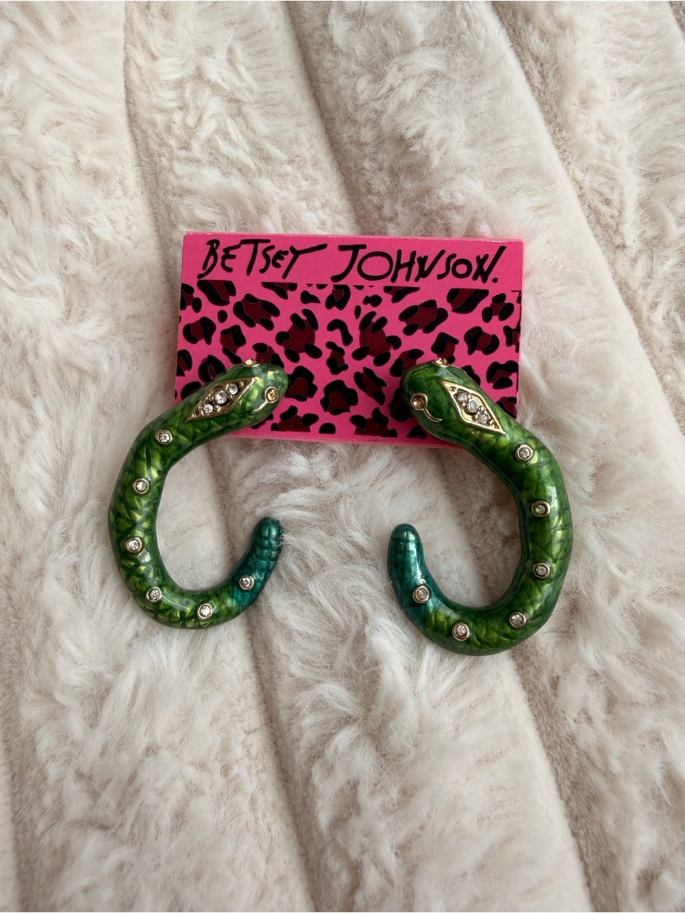 Vintage betsey Johnson snake earrings - Picture 2 of 5